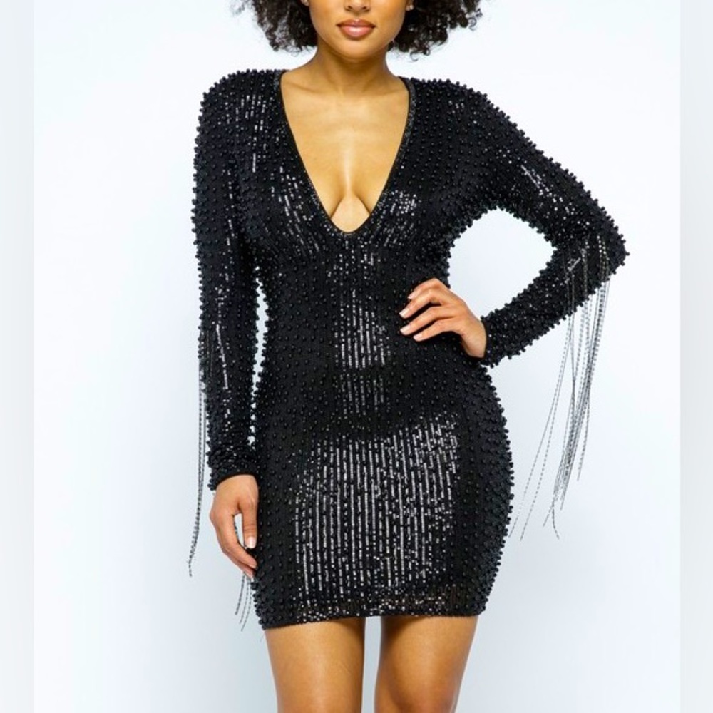 Black Hand Beaded Pearl Embellished Metallic Fringe Long Sleeve Formal Dress